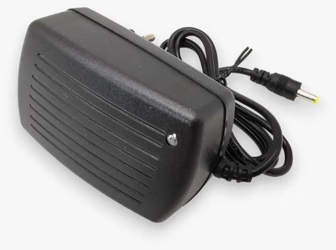 Адаптер питания 15V - 1,5A, для Алисы мини, DC Plug 4.0-1.7мм
